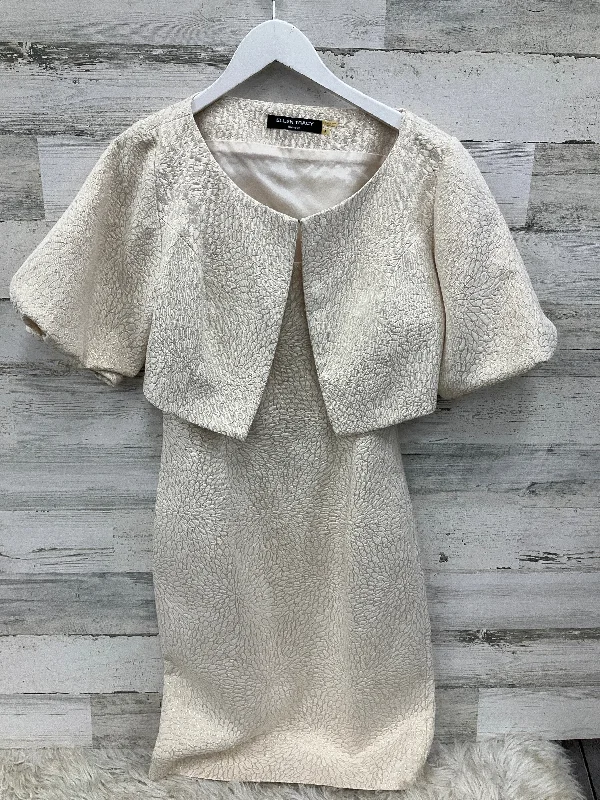 Dress Set 2pc By Ellen Tracy In Ivory, Size: S Halter unclassified dresses