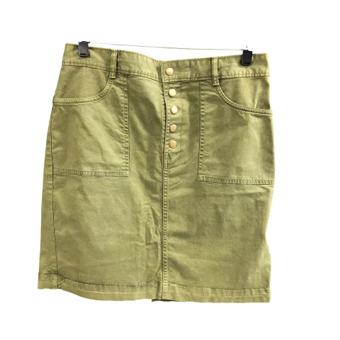 Skirt Mini & Short By Banana Republic In Green, Size: 6 Mini Skirt Vibes