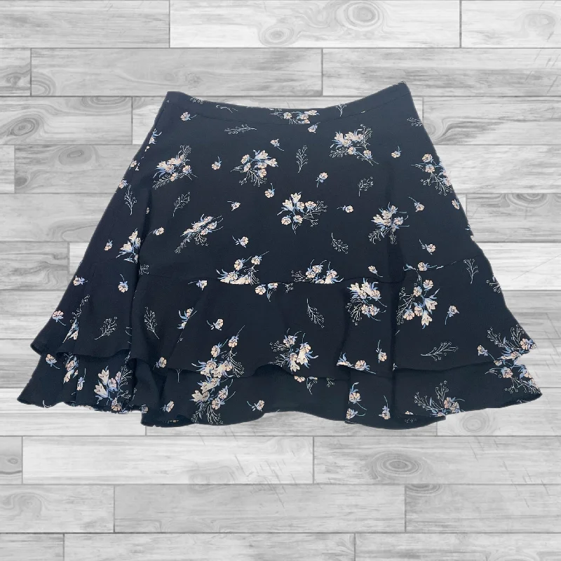 Skirt Mini & Short By Loft In Navy, Size: 6 Mini Skirt Classic