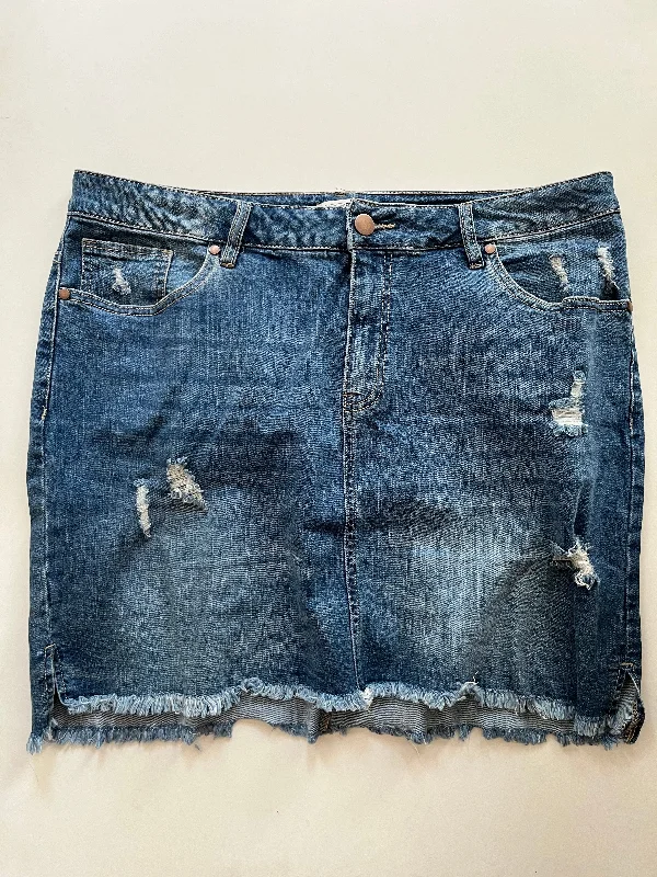 Skirt Mini & Short By Wondery In Denim, Size: 20 High-Waist Skirt Look